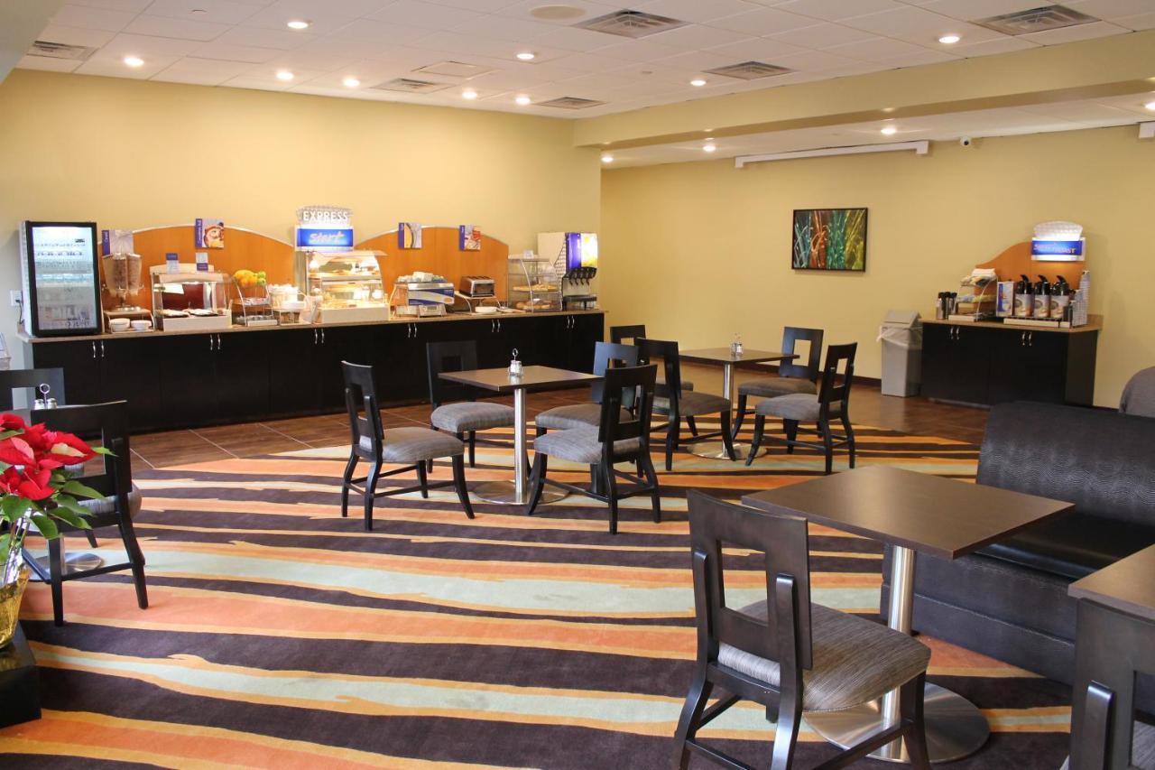 普林斯顿东南智选假日酒店 Plainsboro 外观 照片